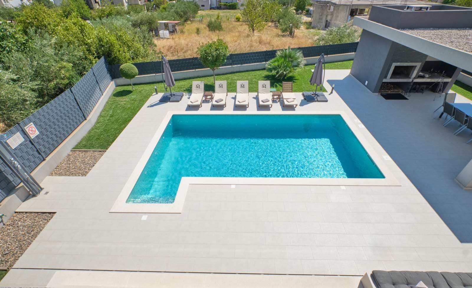 Pool and garden
