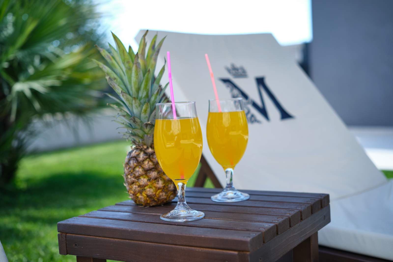 Welcome drinks on arrival